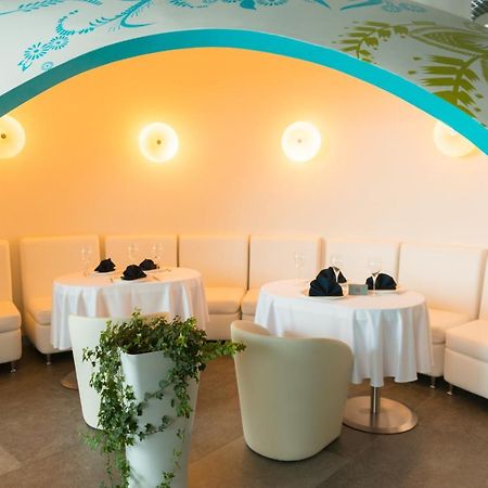 Terminal B Hotel キエフ エクステリア 写真