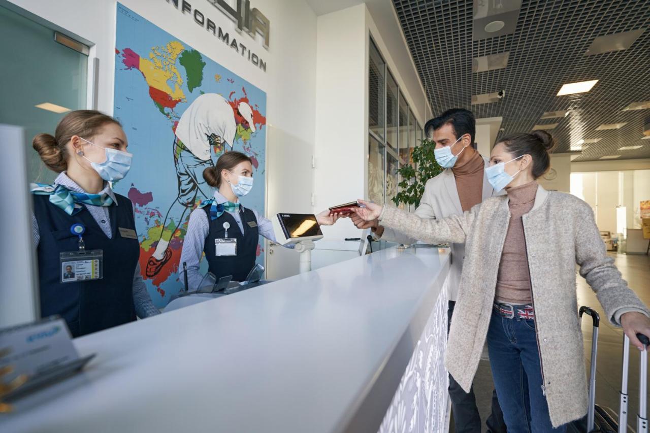 Terminal B Hotel キエフ エクステリア 写真